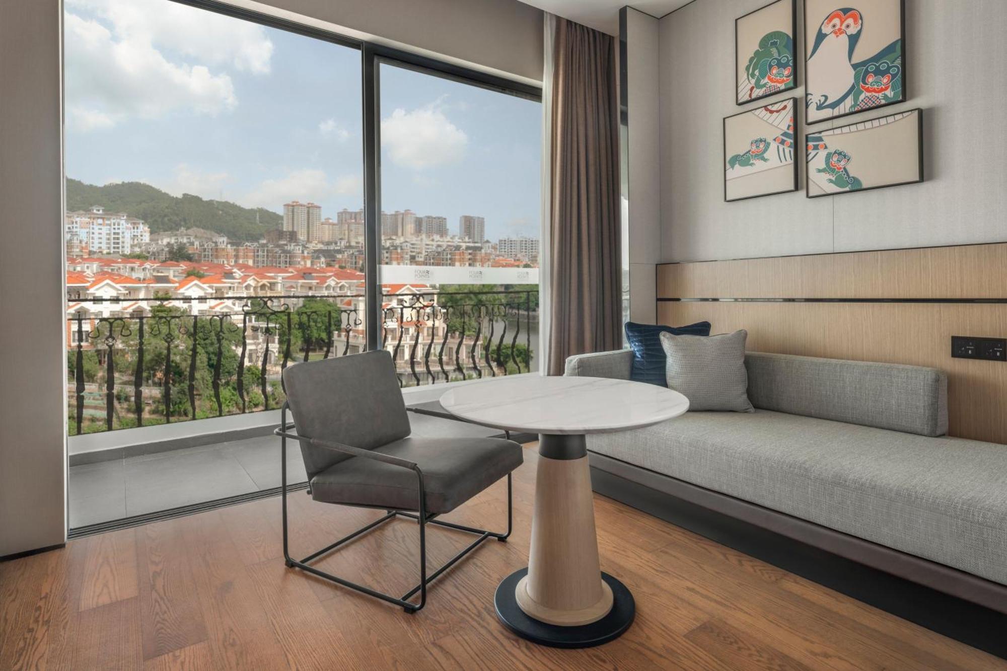 Four Points By Sheraton Yangjiang City Center Kültér fotó