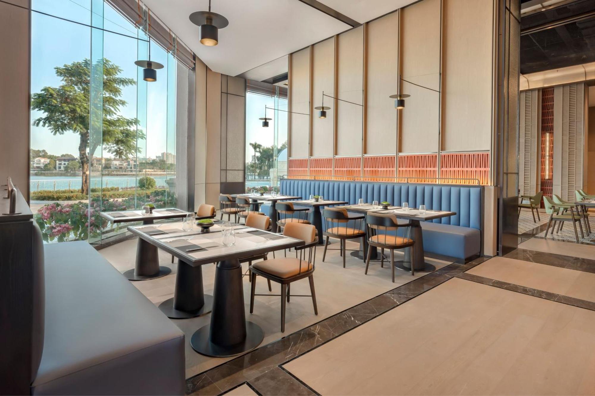 Four Points By Sheraton Yangjiang City Center Kültér fotó
