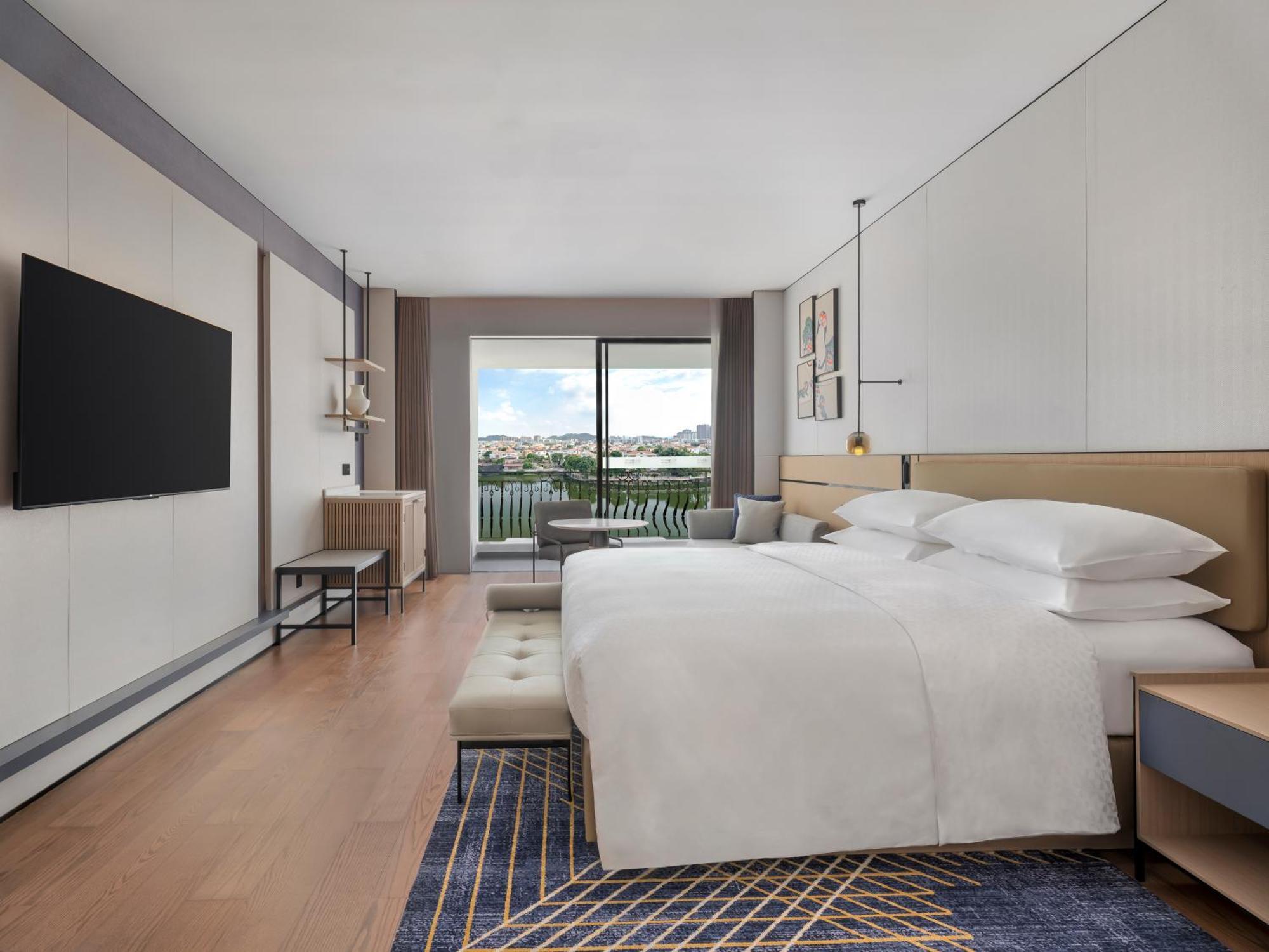 Four Points By Sheraton Yangjiang City Center Kültér fotó