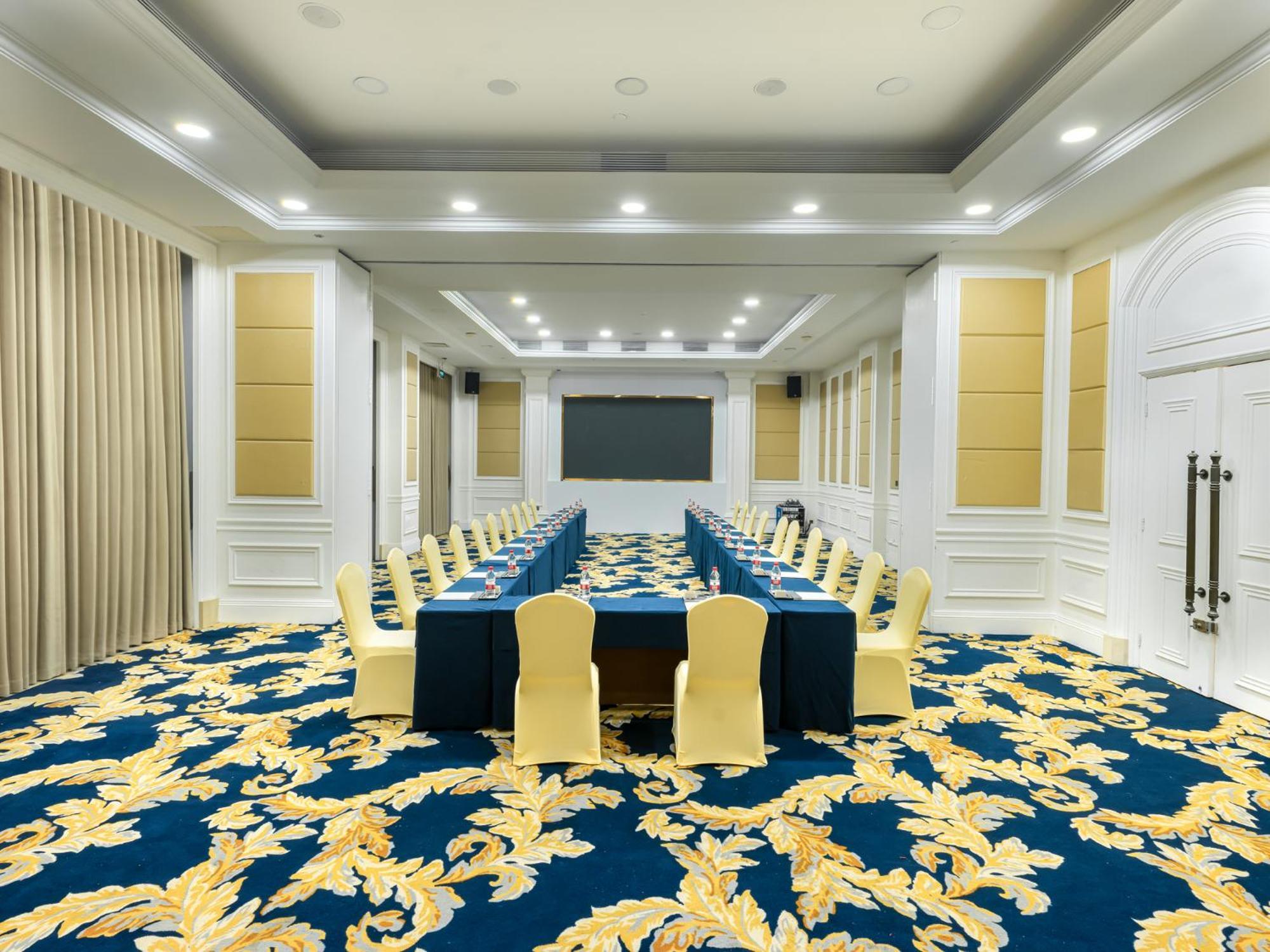 Four Points By Sheraton Yangjiang City Center Kültér fotó