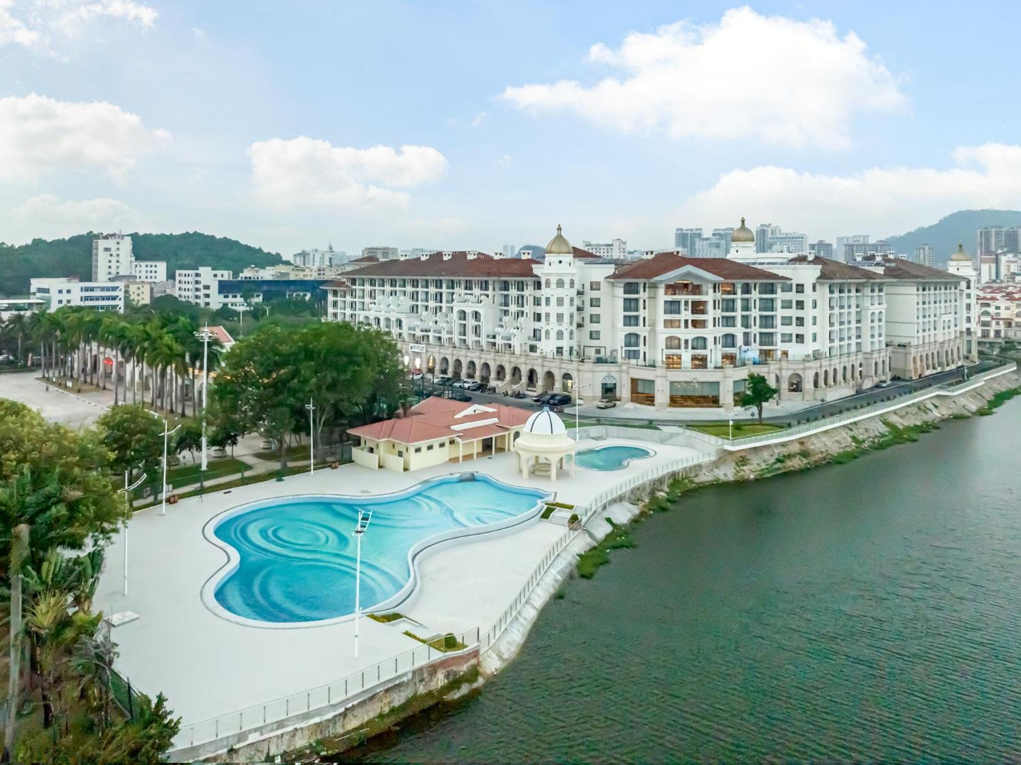 Four Points By Sheraton Yangjiang City Center Kültér fotó
