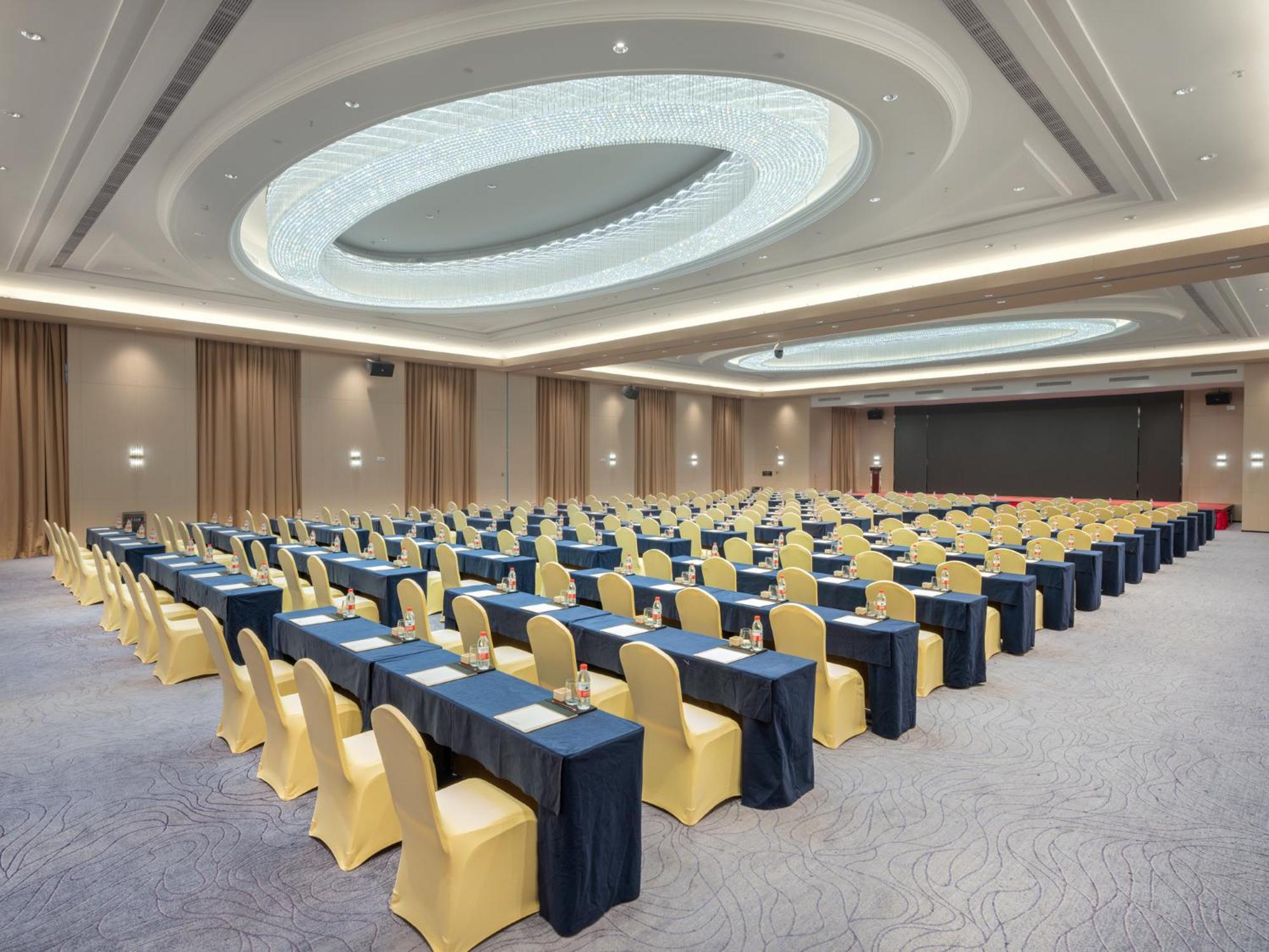 Four Points By Sheraton Yangjiang City Center Kültér fotó